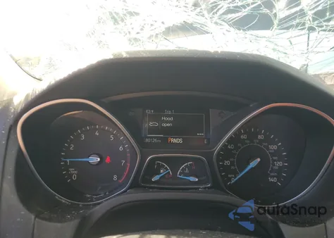 2015 Ford Focus Se z USA, uszkodzony, nr VIN 1FADP3K26FL254533